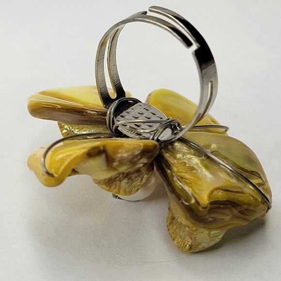 Yellow Genuine Pearl Bead Ring Asymmetric Flower Adjustable Band Ring - Picture 7 of 11